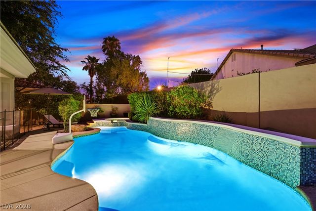 269 Hickory Hollow Avenue, Las Vegas, NV 89123