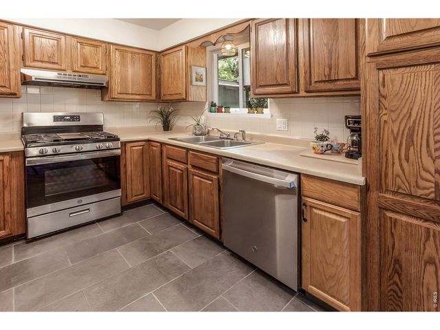 2430 W Plum St, Fort Collins, CO 80521