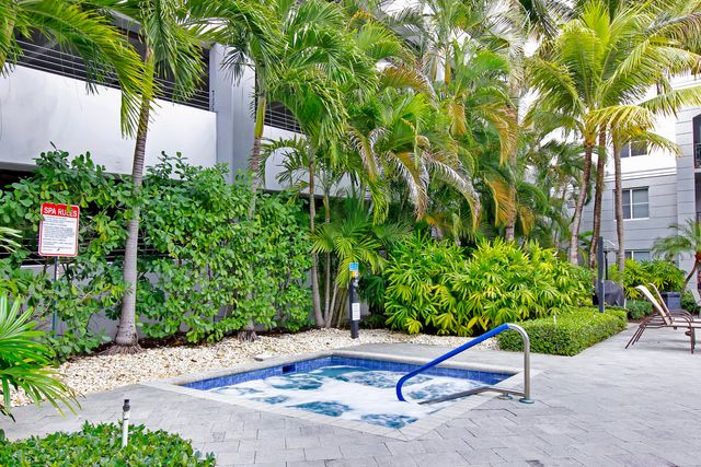 1660 Renaissance Commons Boulevard 2118, Boynton Beach, FL 33426