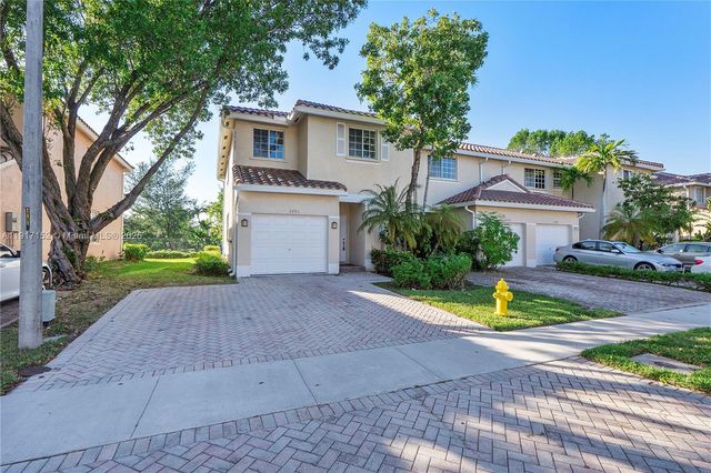 3991 NW 92 Avenue, Sunrise, FL 33351