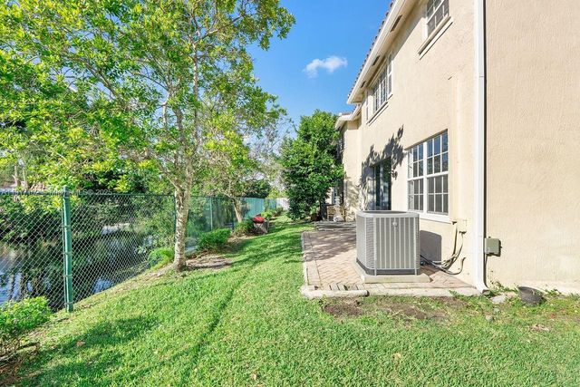 3991 NW 92 Avenue, Sunrise, FL 33351