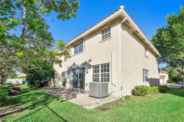 3991 NW 92 Avenue, Sunrise, FL 33351