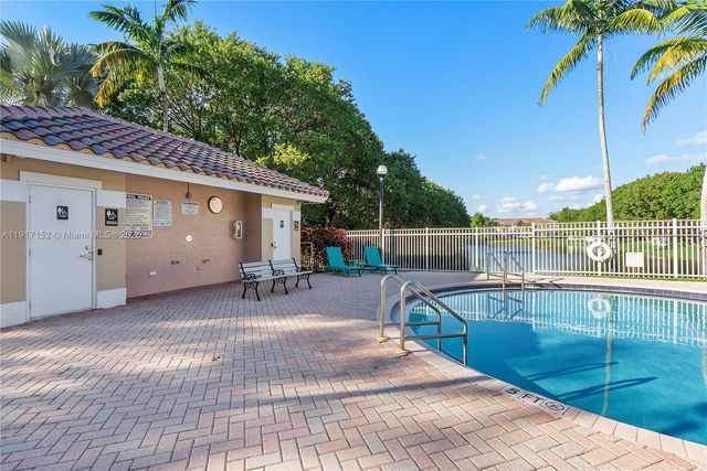 3991 NW 92 Avenue, Sunrise, FL 33351