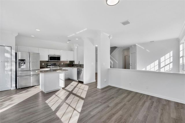 3991 NW 92 Avenue, Sunrise, FL 33351