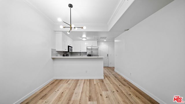 2335 S Bentley Avenue 207, Los Angeles, CA 90064