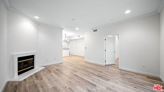 2335 S Bentley Avenue 207, Los Angeles, CA 90064