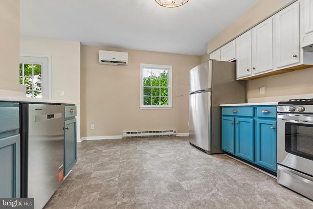 301 BANCROFT AVE, Colonial Beach, VA 22443