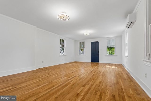 301 BANCROFT AVE, Colonial Beach, VA 22443
