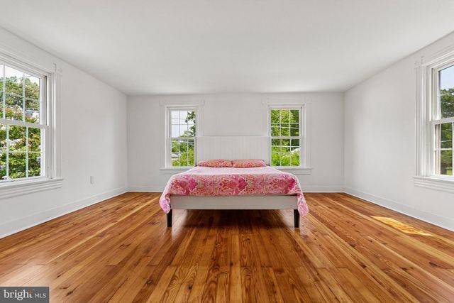 301 BANCROFT AVE, Colonial Beach, VA 22443