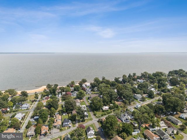 301 BANCROFT AVE, Colonial Beach, VA 22443