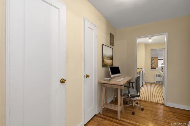 102-55 67 Road 3V, Forest Hills, NY 11375