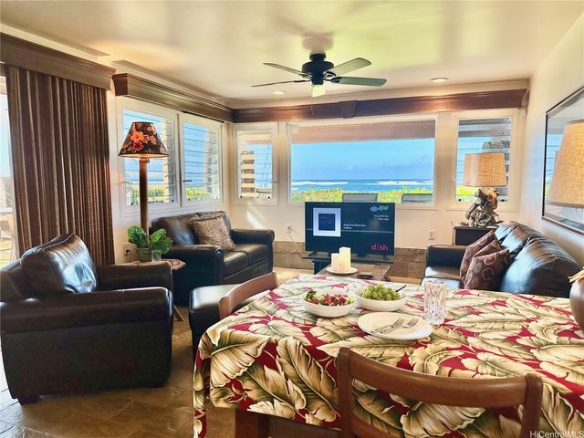 68-235 Au Street, Waialua, HI 96791