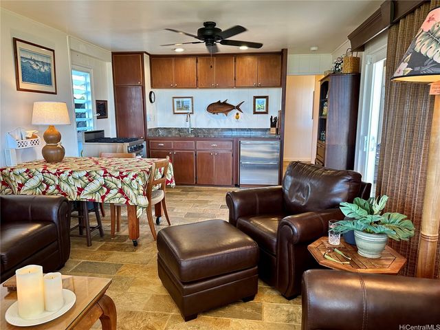 68-235 Au Street, Waialua, HI 96791