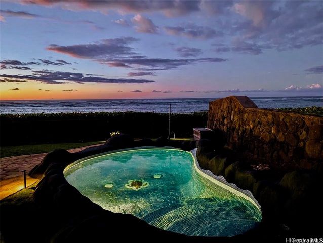 68-235 Au Street, Waialua, HI 96791