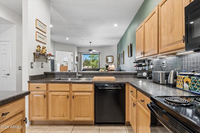 8270 N Hayden Road 2046, Scottsdale, AZ 85258