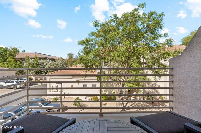 8270 N Hayden Road 2046, Scottsdale, AZ 85258