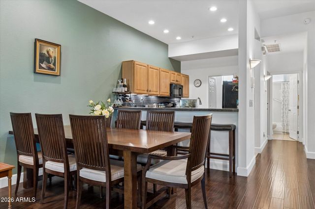 8270 N Hayden Road 2046, Scottsdale, AZ 85258
