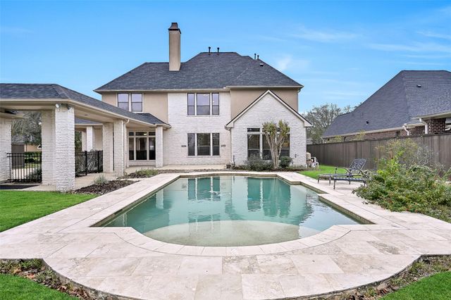 209 Hunters Lane, Friendswood, TX 77546