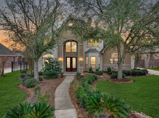 209 Hunters Lane, Friendswood, TX 77546