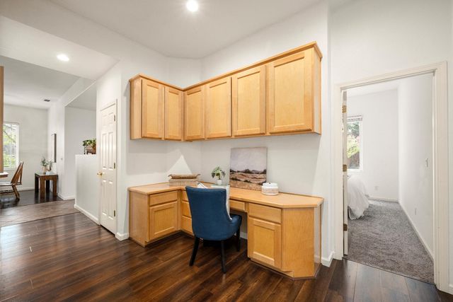 865 Hagen Ct, Folsom, CA 95630