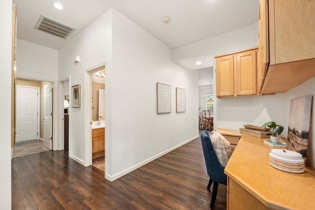 865 Hagen Ct, Folsom, CA 95630