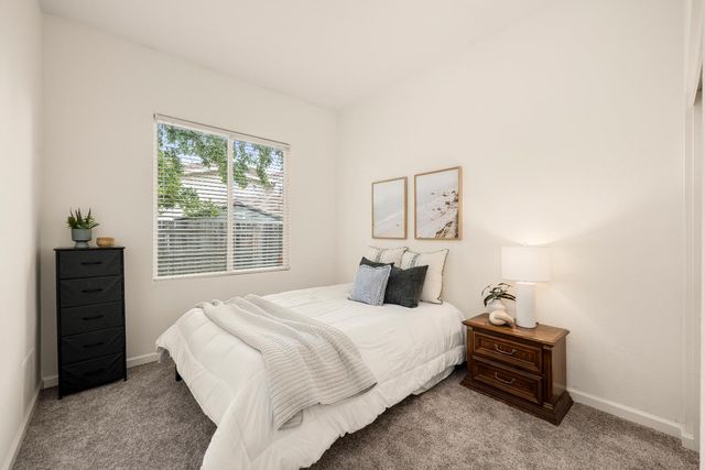 865 Hagen Ct, Folsom, CA 95630