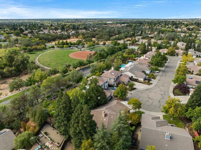 865 Hagen Ct, Folsom, CA 95630