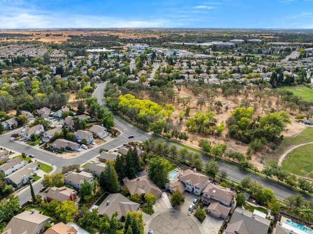 865 Hagen Ct, Folsom, CA 95630