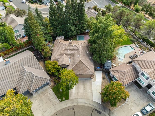 865 Hagen Ct, Folsom, CA 95630