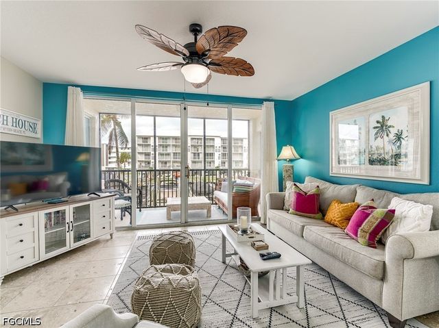 4471 Bay Beach LN 314, Fort Myers Beach, FL 33931