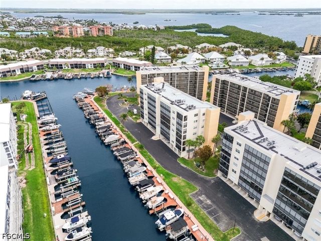 4471 Bay Beach LN 314, Fort Myers Beach, FL 33931