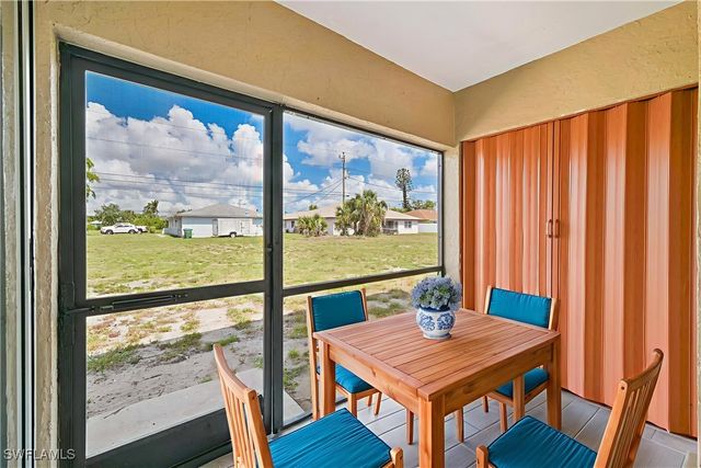 524-526 SE 24th AVE, Cape Coral, FL 33990