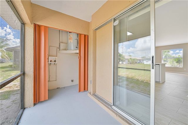 524-526 SE 24th AVE, Cape Coral, FL 33990
