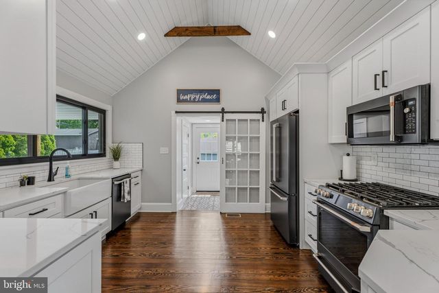 15 CINDER RD, Lutherville Timonium, MD 21093
