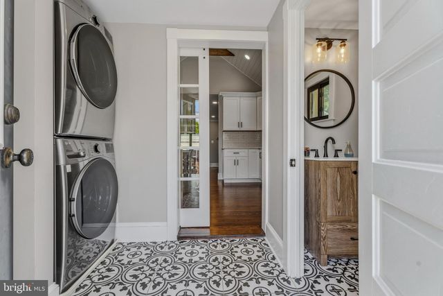 15 CINDER RD, Lutherville Timonium, MD 21093