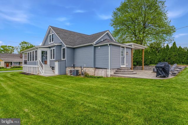 15 CINDER RD, Lutherville Timonium, MD 21093