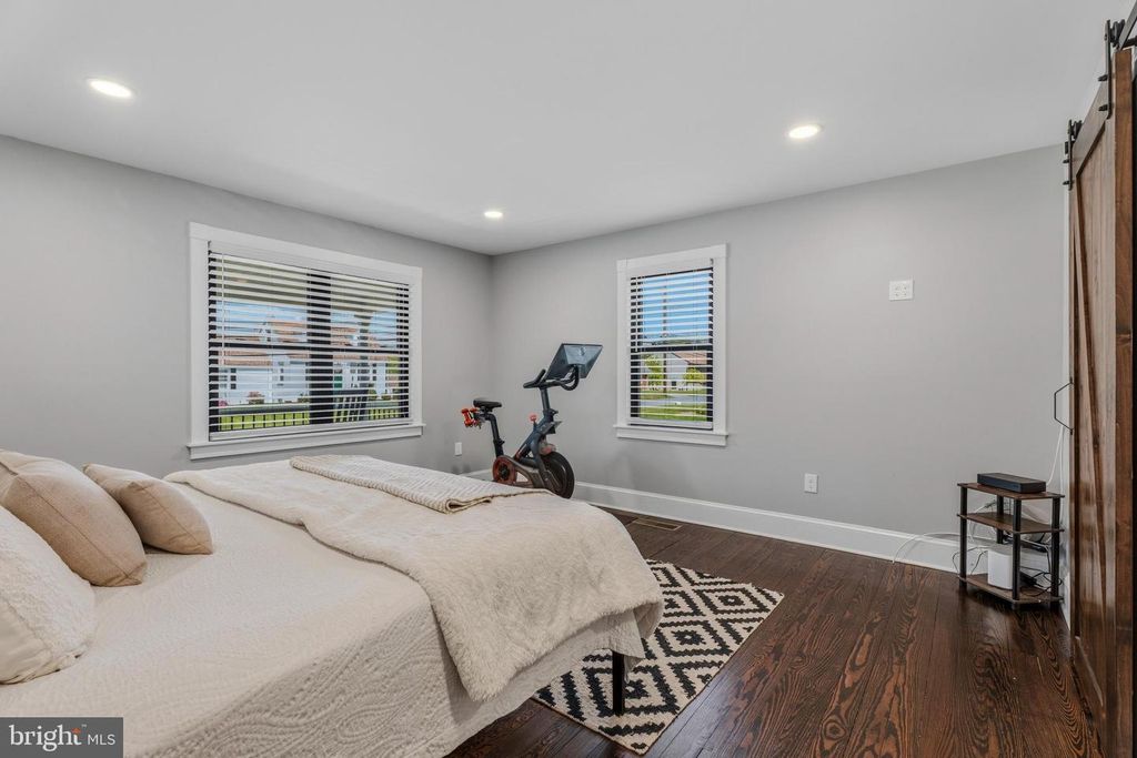 Image 17 of property listing at 15 CINDER RD, Lutherville Timonium, MD 21093