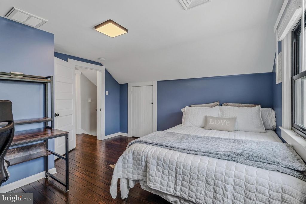 Image 22 of property listing at 15 CINDER RD, Lutherville Timonium, MD 21093