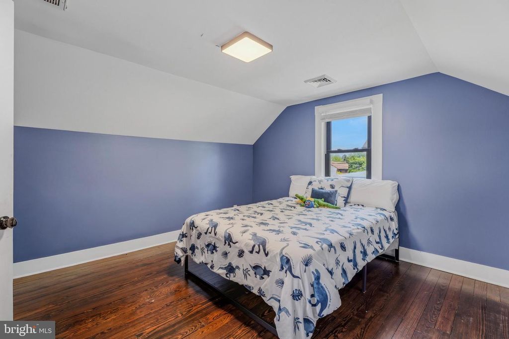 Image 26 of property listing at 15 CINDER RD, Lutherville Timonium, MD 21093