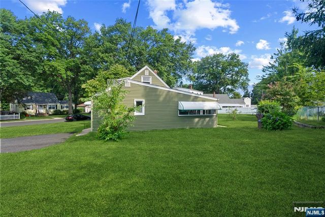 674 Briarcliff Avenue, Maywood, NJ 07607
