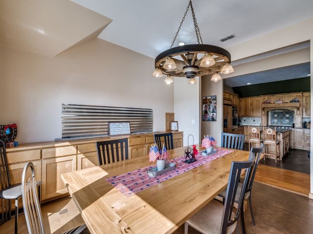2250 Morrow Road, Valley View, TX 76272