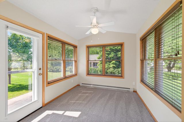 2133 Southwind Road, Maplewood, MN 55109