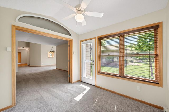 2133 Southwind Road, Maplewood, MN 55109