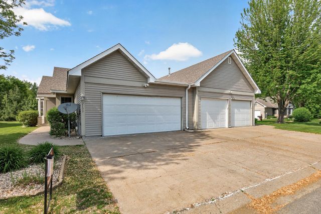 2133 Southwind Road, Maplewood, MN 55109