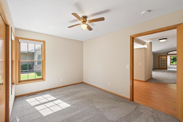 2133 Southwind Road, Maplewood, MN 55109