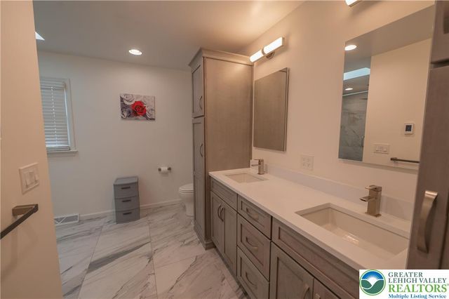 3353 Tolchester, Lower Macungie Twp, PA 18062
