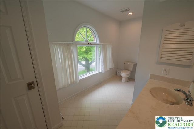 3353 Tolchester, Lower Macungie Twp, PA 18062