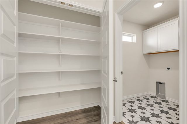 7809 Redbud Road, Navasota, TX 77868