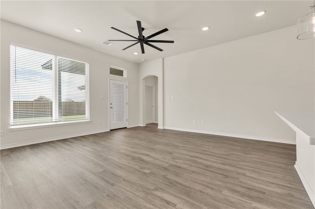 7809 Redbud Road, Navasota, TX 77868 — photo 3