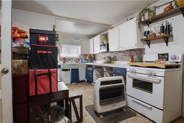 108 W 7th Street, Fayetteville, AR 72701